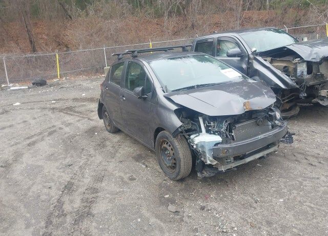 2017 TOYOTA Yaris