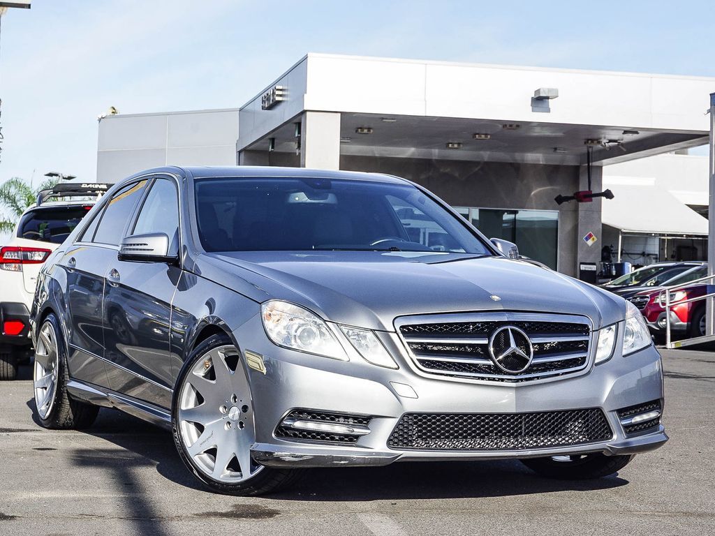2012 MERCEDES-BENZ E-Class