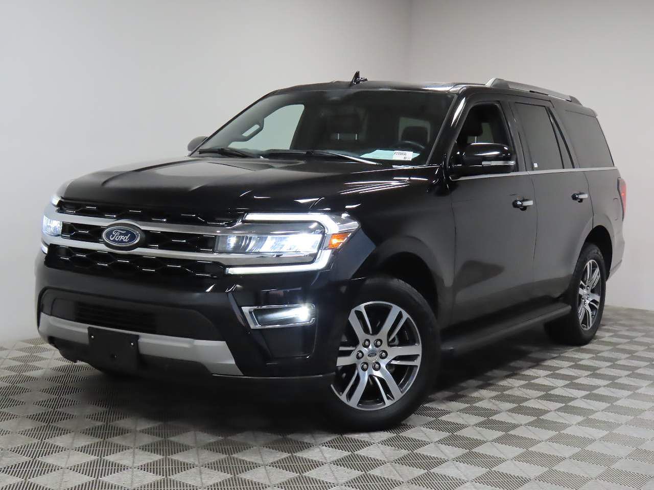 2024 FORD Expedition