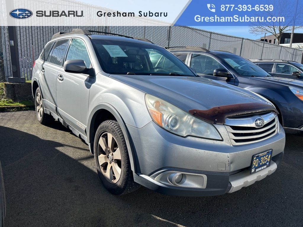 2011 SUBARU Outback
