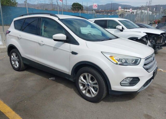 2018 FORD Escape