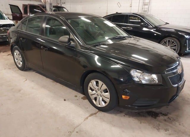 2013 CHEVROLET Cruze