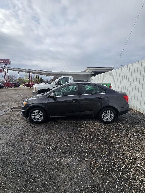 2015 CHEVROLET Sonic