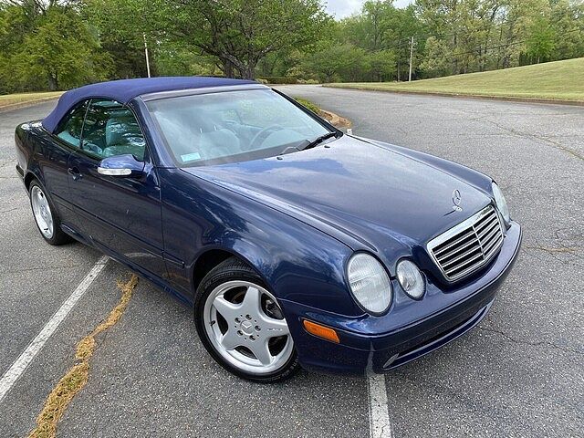 2000 MERCEDES-BENZ CLK-Class