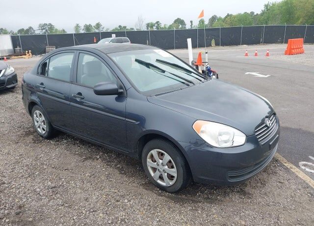 2010 HYUNDAI Accent
