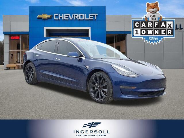 2019 TESLA Model 3