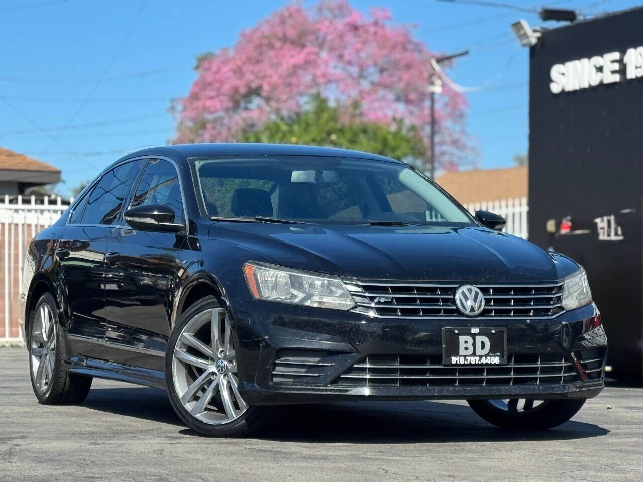 2017 VOLKSWAGEN Passat