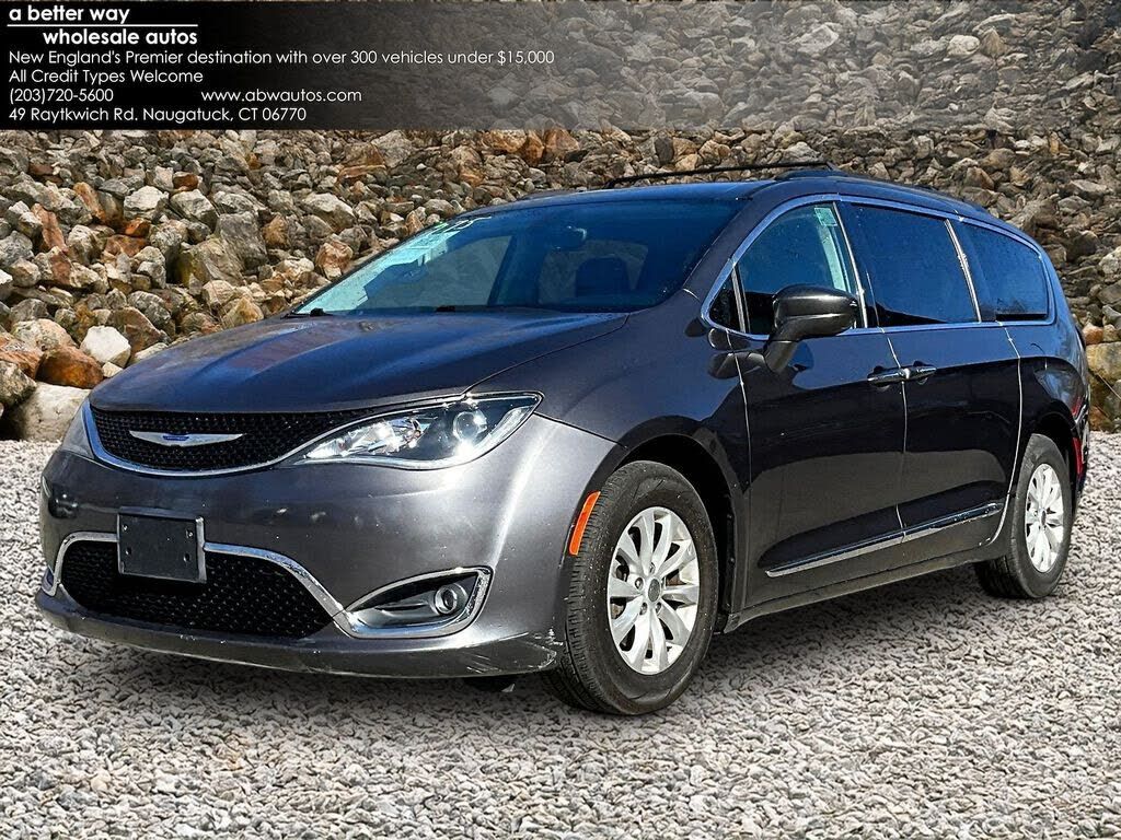 2017 CHRYSLER Pacifica