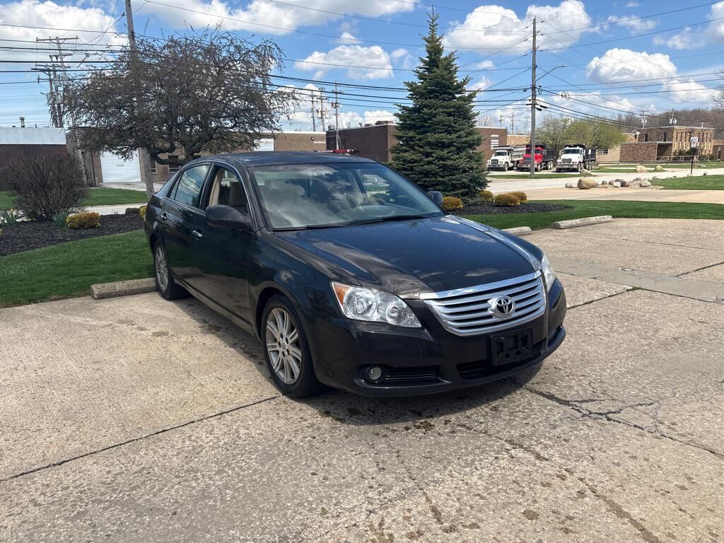 2010 TOYOTA Avalon