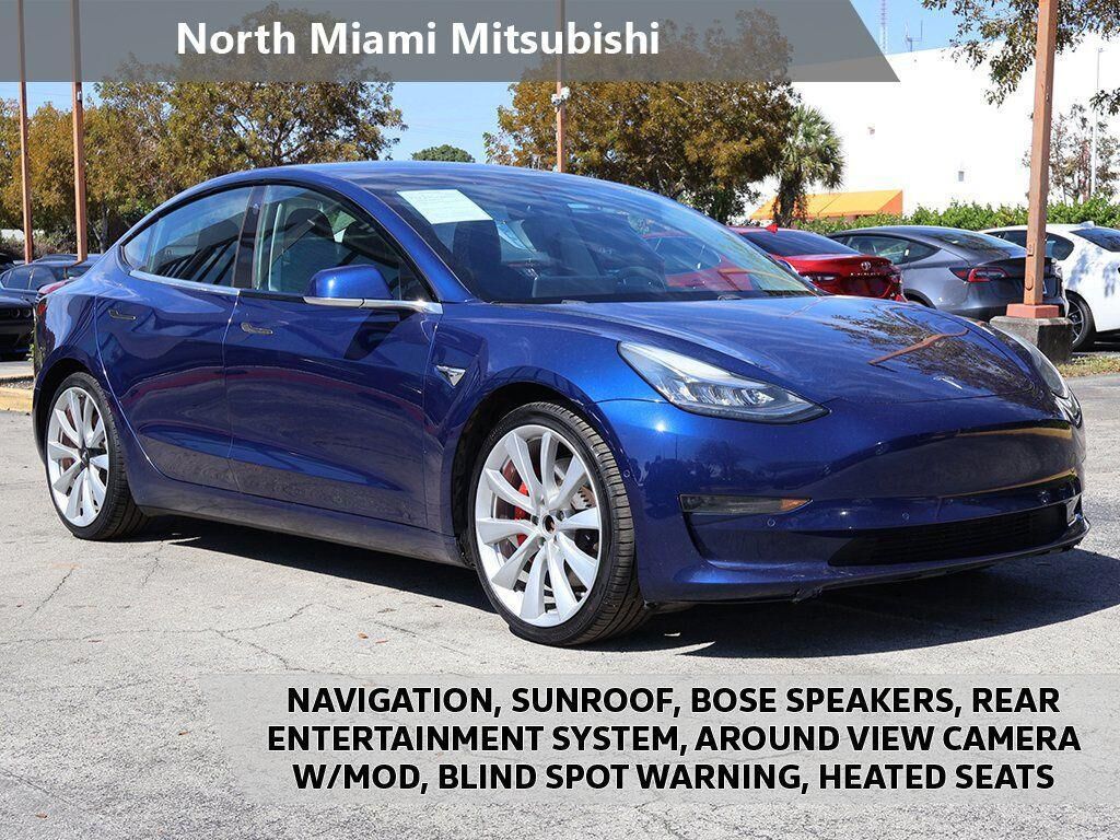 2018 TESLA Model 3