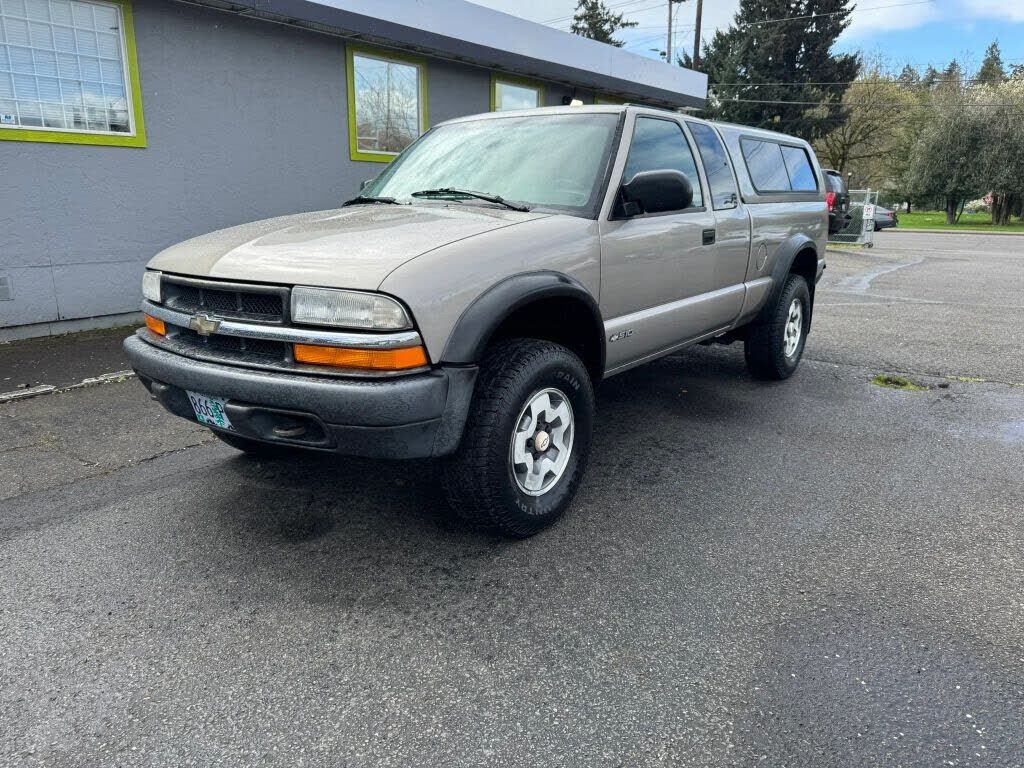 2000 CHEVROLET S-10 Pickup