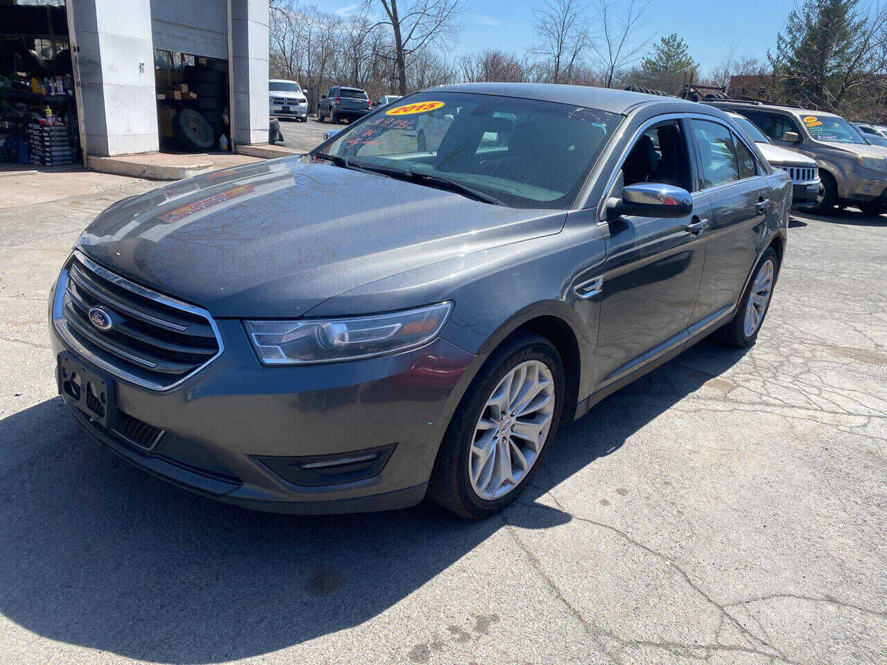 2015 FORD Taurus