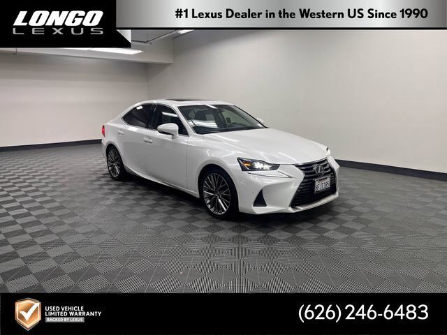 2018 LEXUS IS