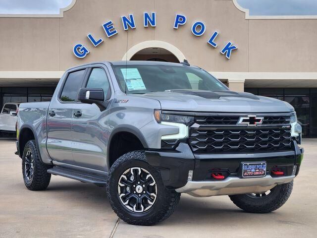 2024 CHEVROLET Silverado