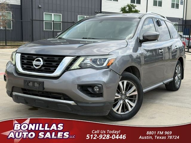 2017 NISSAN Pathfinder
