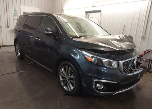 2016 KIA Sedona