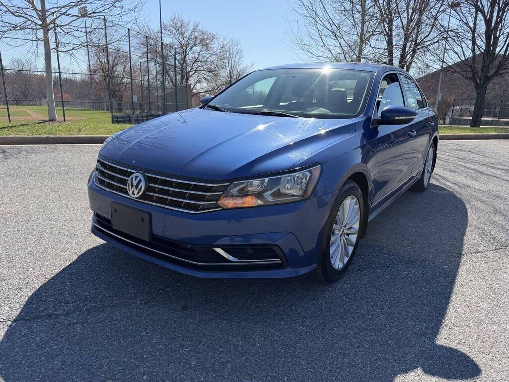 2016 VOLKSWAGEN Passat