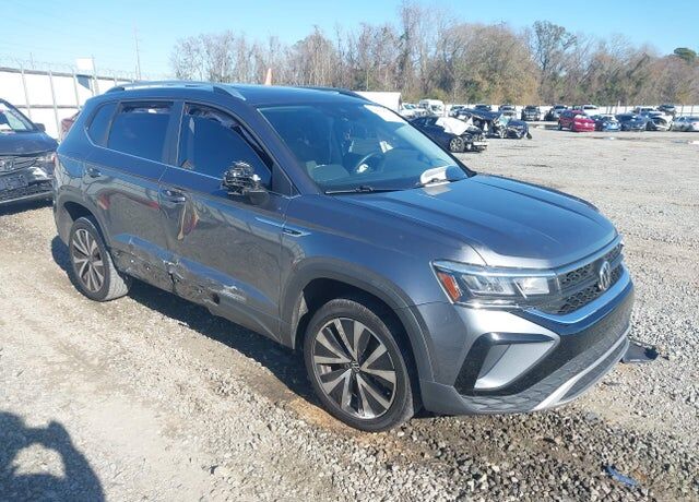 2022 VOLKSWAGEN Taos