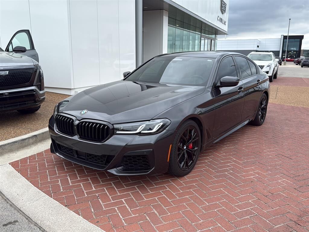 2022 BMW M5
