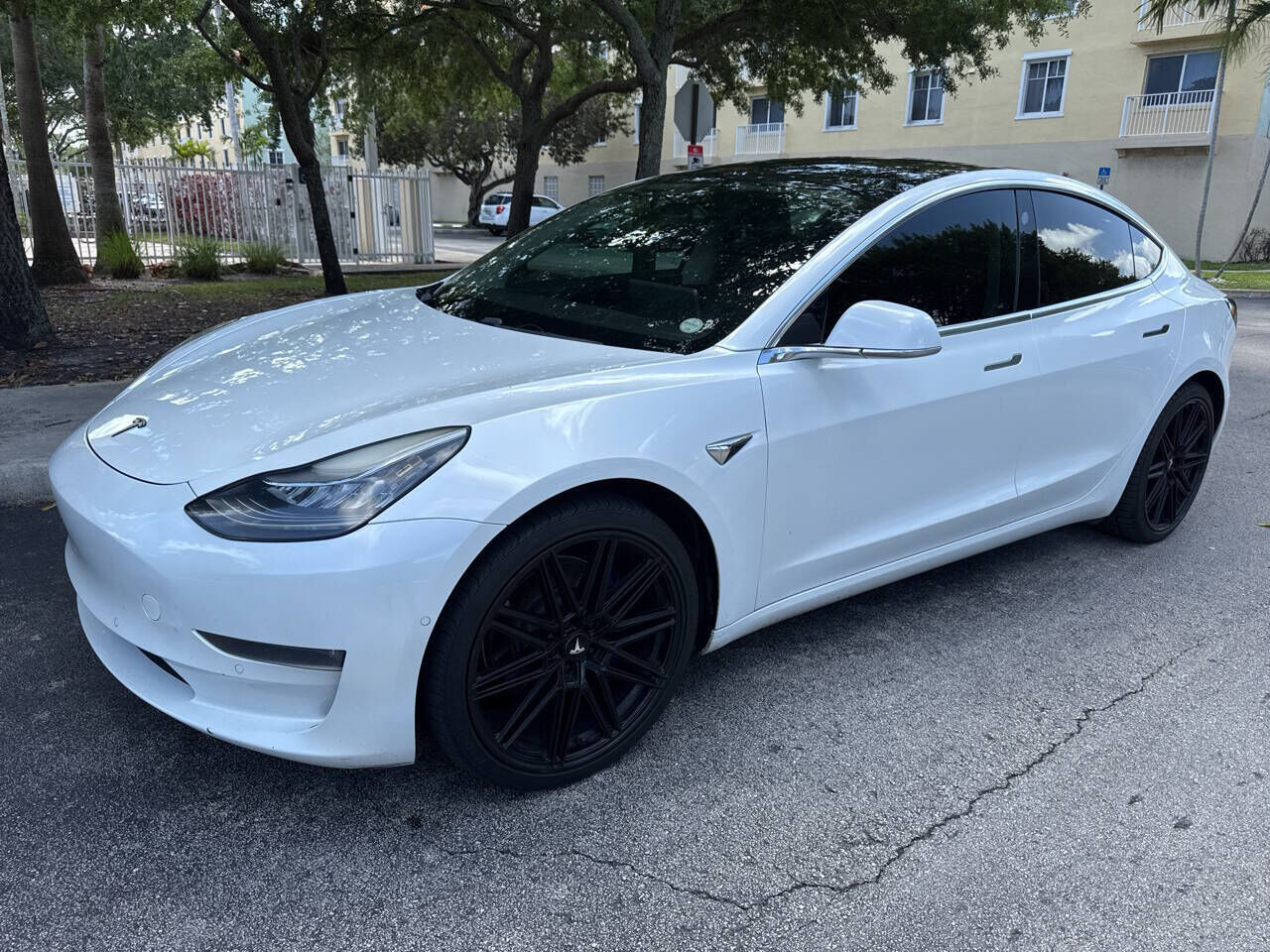 2018 TESLA Model 3