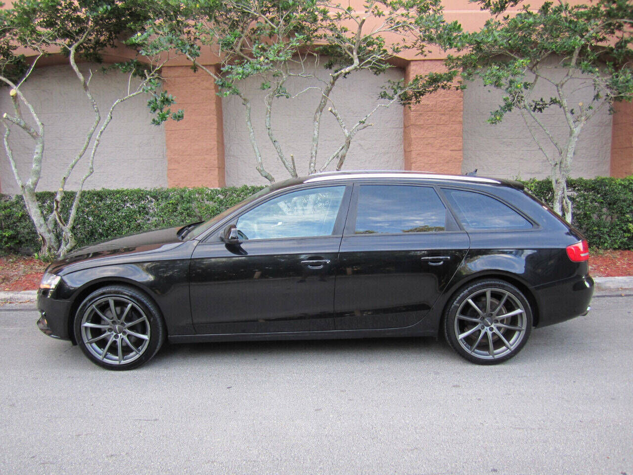 2011 AUDI A4
