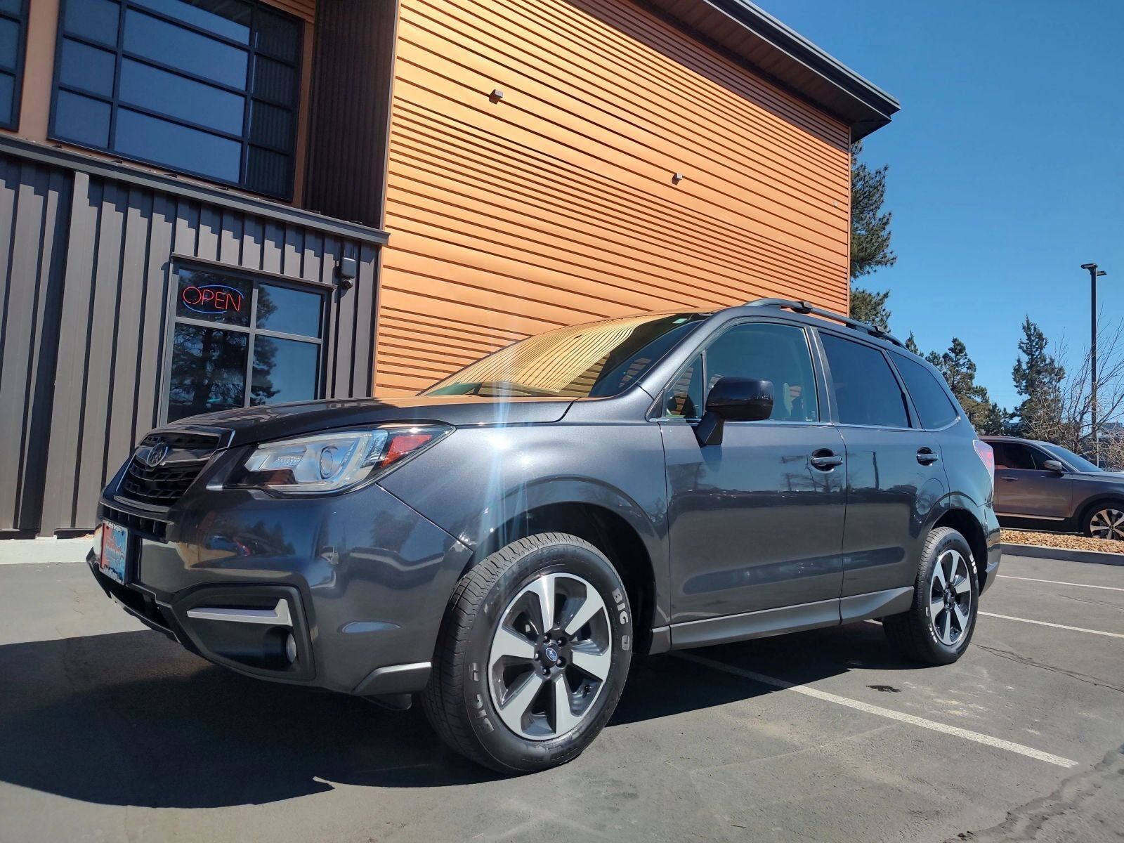 2017 SUBARU Forester