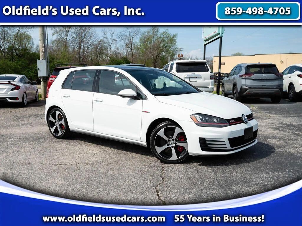 2017 VOLKSWAGEN Golf GTI