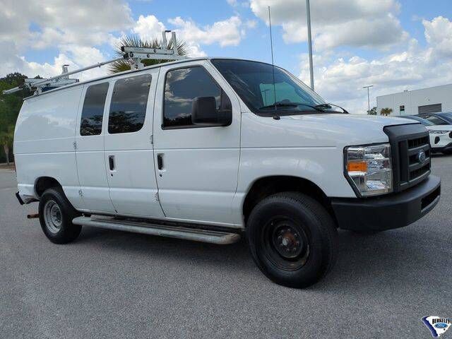 2013 FORD E-250