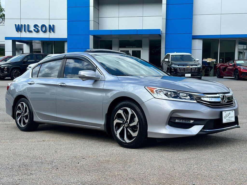 2017 HONDA Accord