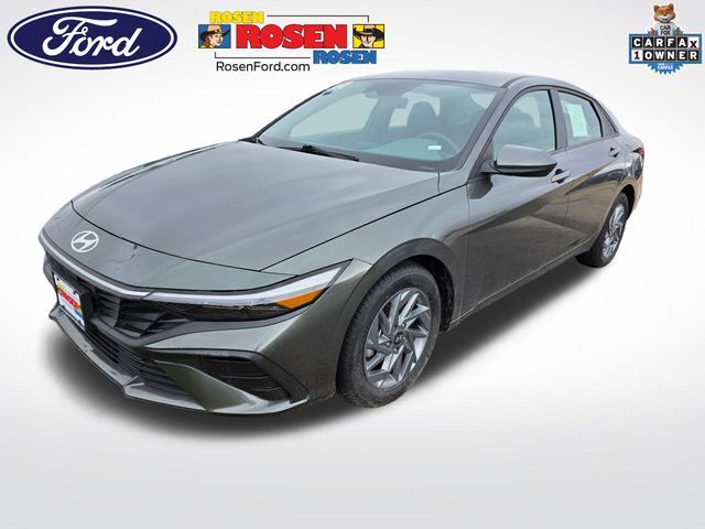 2024 HYUNDAI Elantra