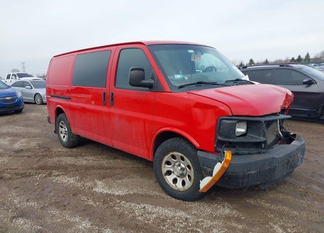 2011 CHEVROLET Express