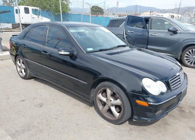 2005 MERCEDES-BENZ C-Class