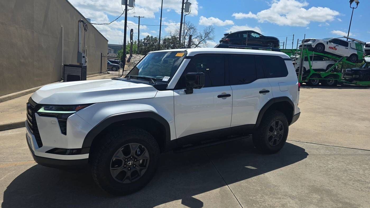 2025 LEXUS GX