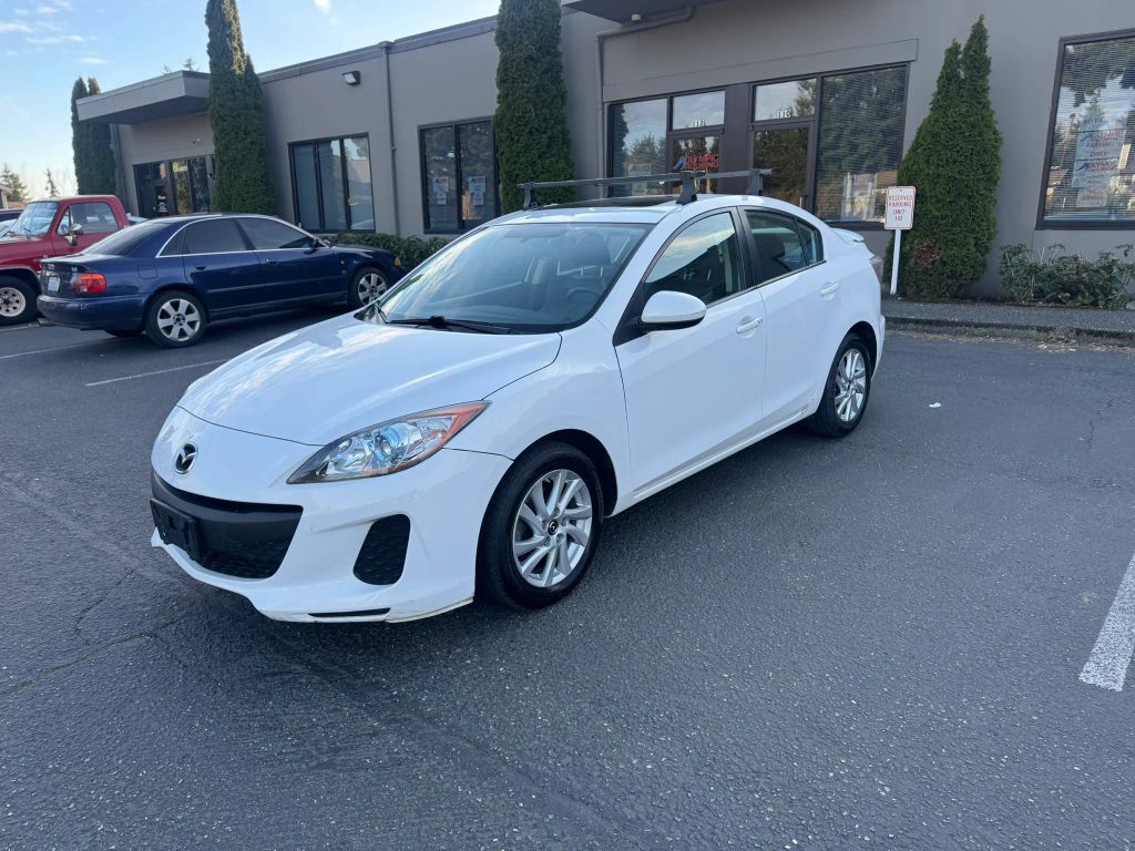 2013 MAZDA Mazda3