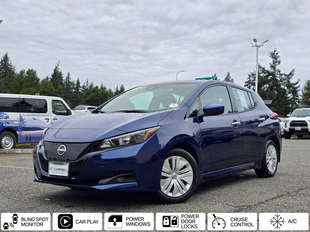 2025 NISSAN Leaf