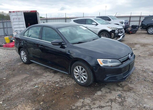 2013 VOLKSWAGEN Jetta