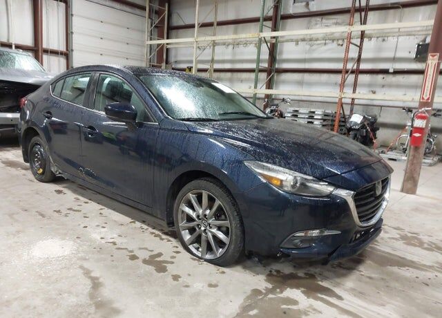 2018 MAZDA Mazda3