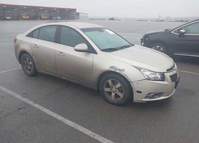 2013 CHEVROLET Cruze