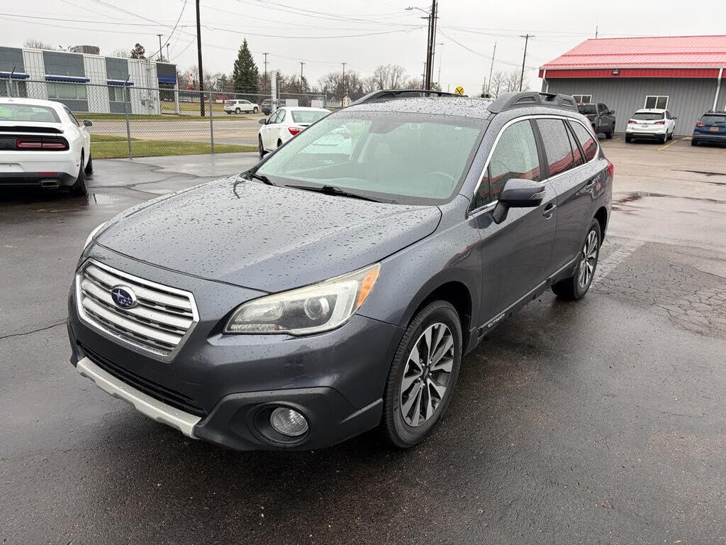 2017 SUBARU Outback