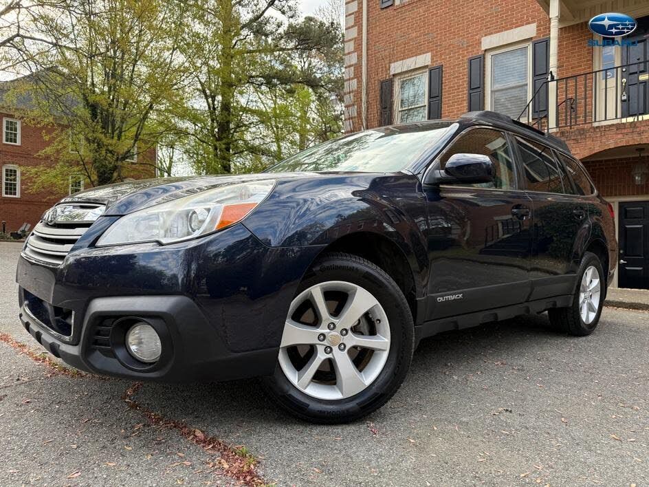 2014 SUBARU Outback