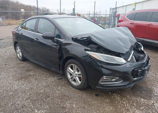 2017 CHEVROLET Cruze