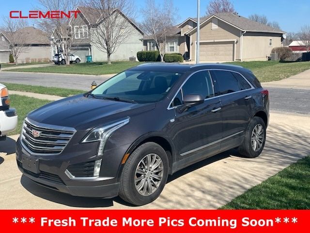 2017 CADILLAC XT5
