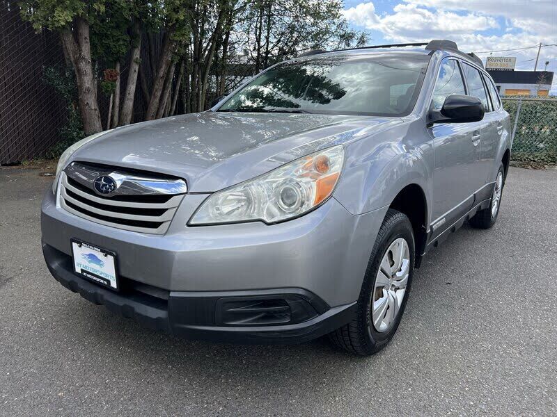 2010 SUBARU Outback