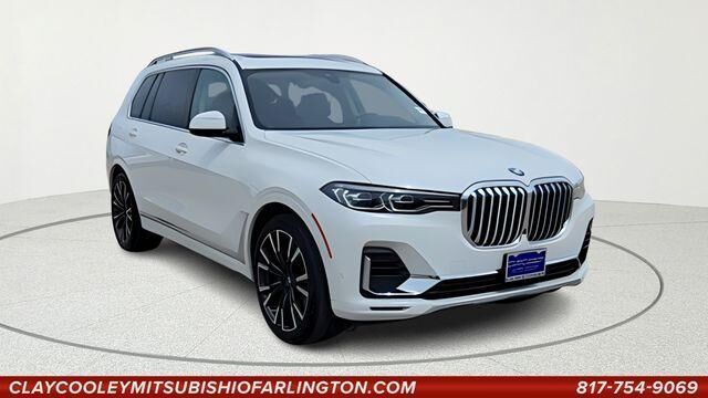 2022 BMW X7