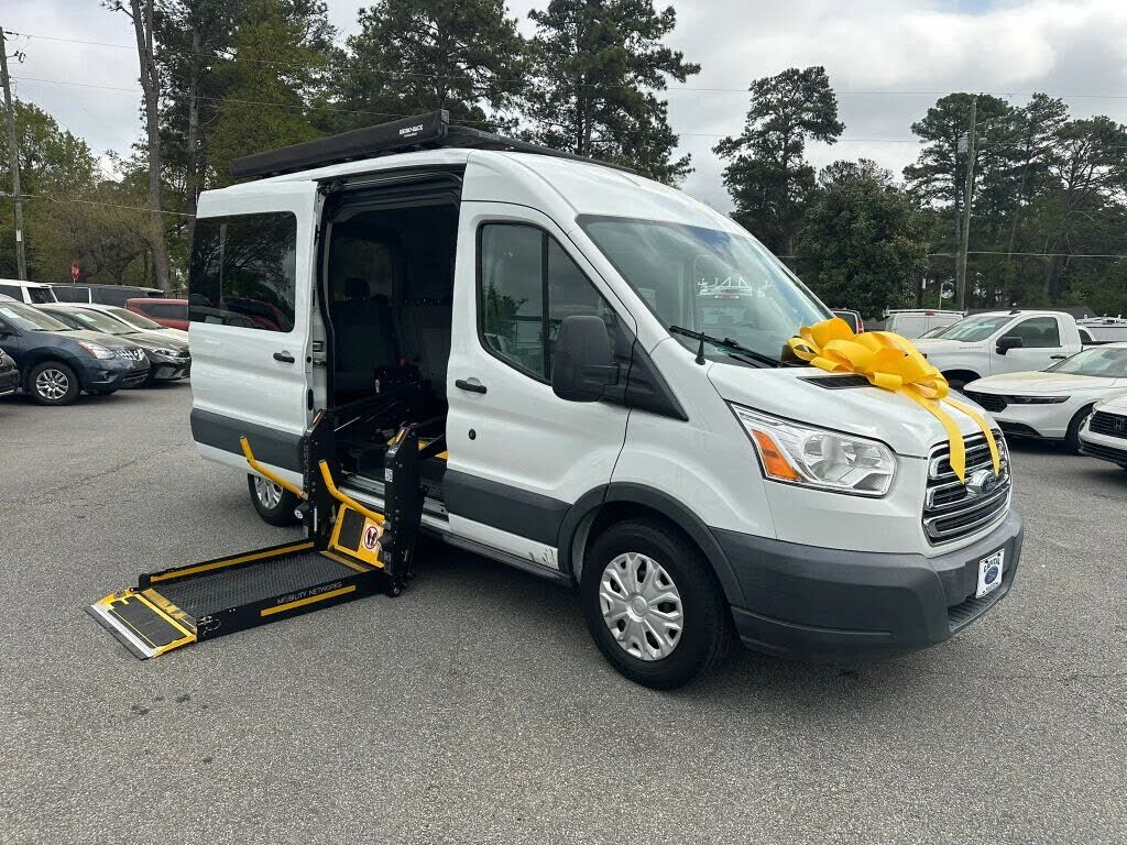 2018 FORD Transit
