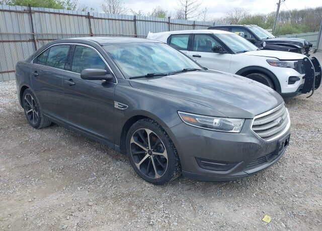 2016 FORD Taurus