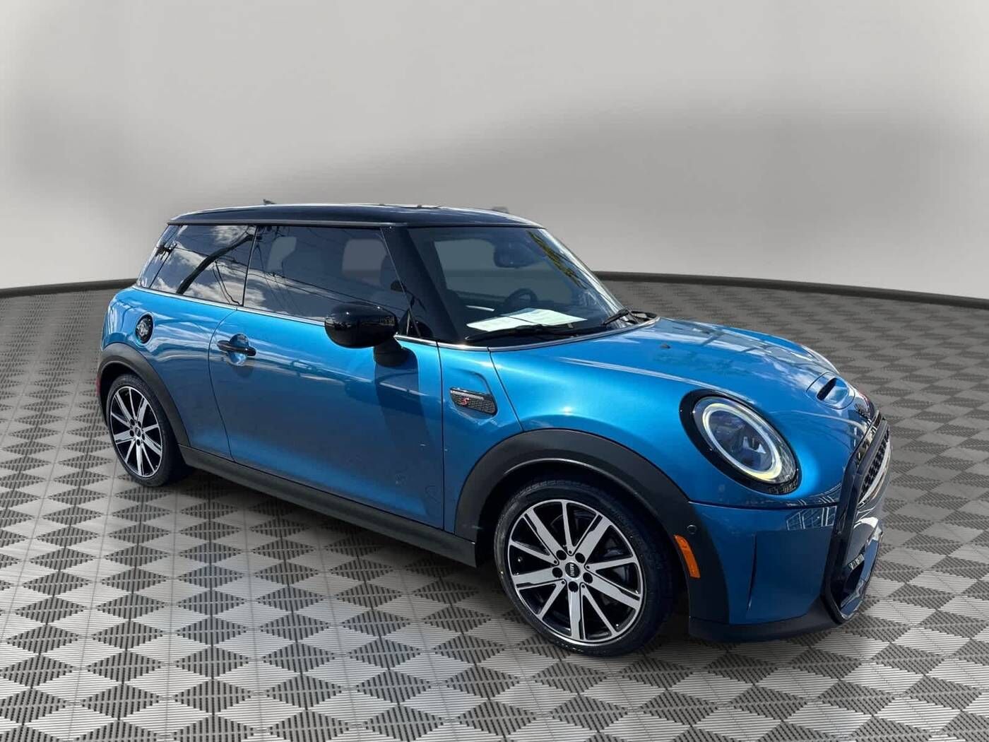 2023 MINI Hardtop