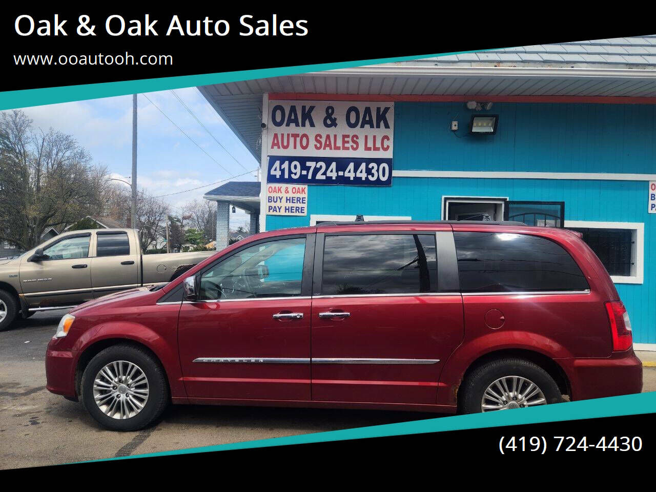 2013 CHRYSLER Town and Country