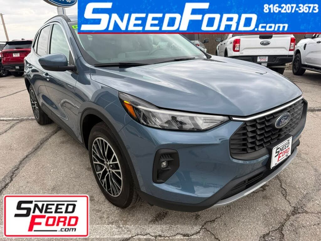 2024 FORD Escape