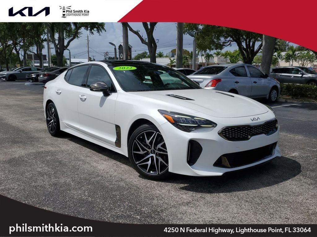 2022 KIA Stinger